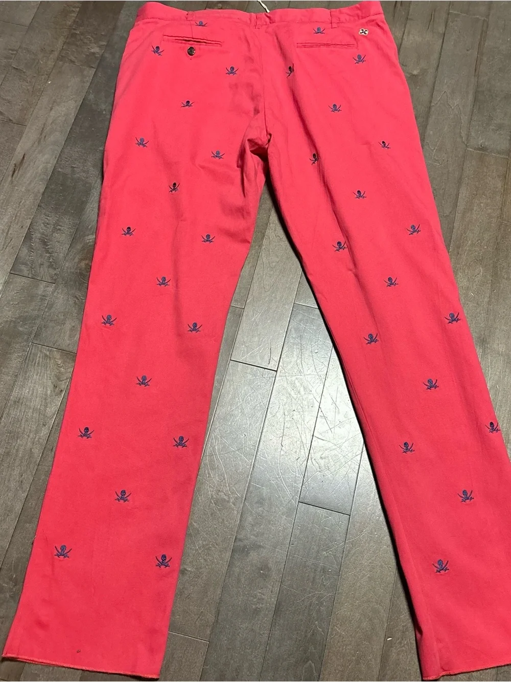 Castaway Harbor Pants Mens 40 UF Pink Calico Jack Skull Embroidered NWT